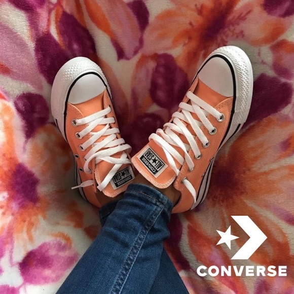 converse chuck taylor peach